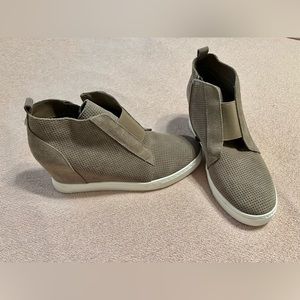 Steve Madden Flavy wedge booty